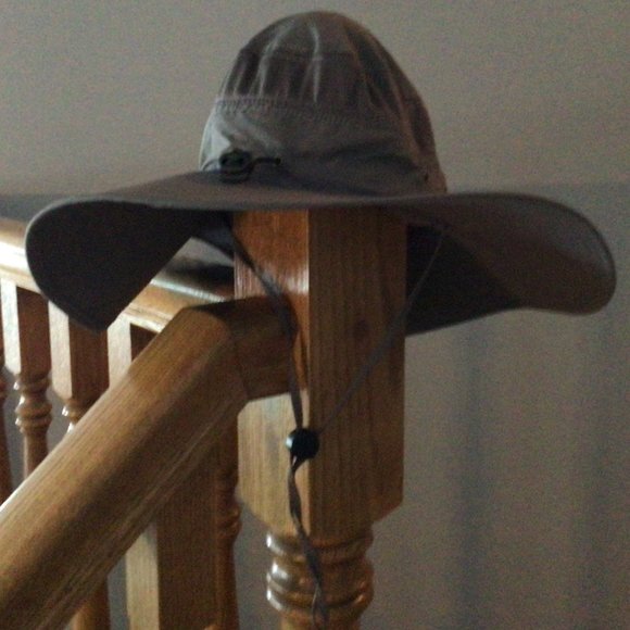 Gardenline - Unisex gray wide brim sun hat - Picture 4 of 7